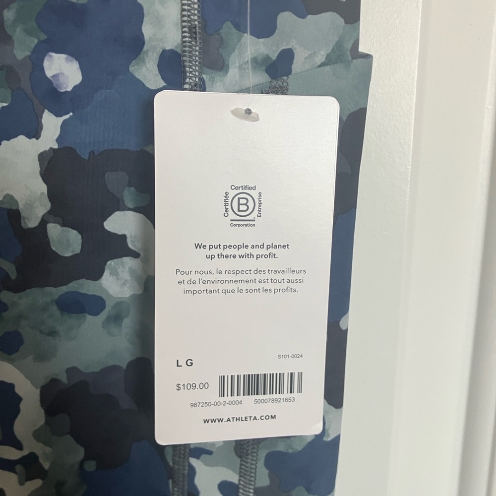 Athleta Women’s Transcend 7/8 Tight in Camo - Picture 2 of 5